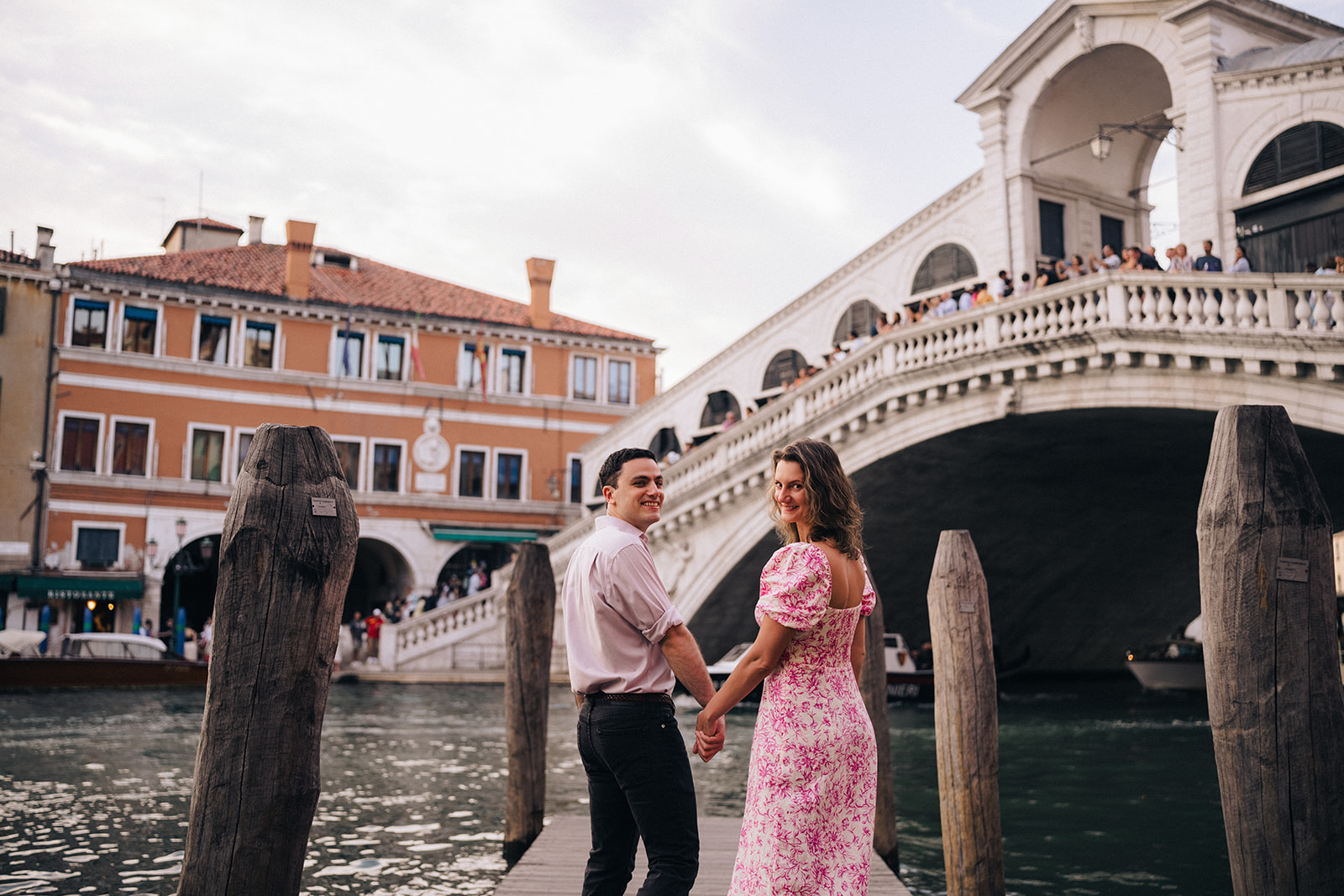 Couple Photo with Rialto Bridge on the Grand Canal of Venice