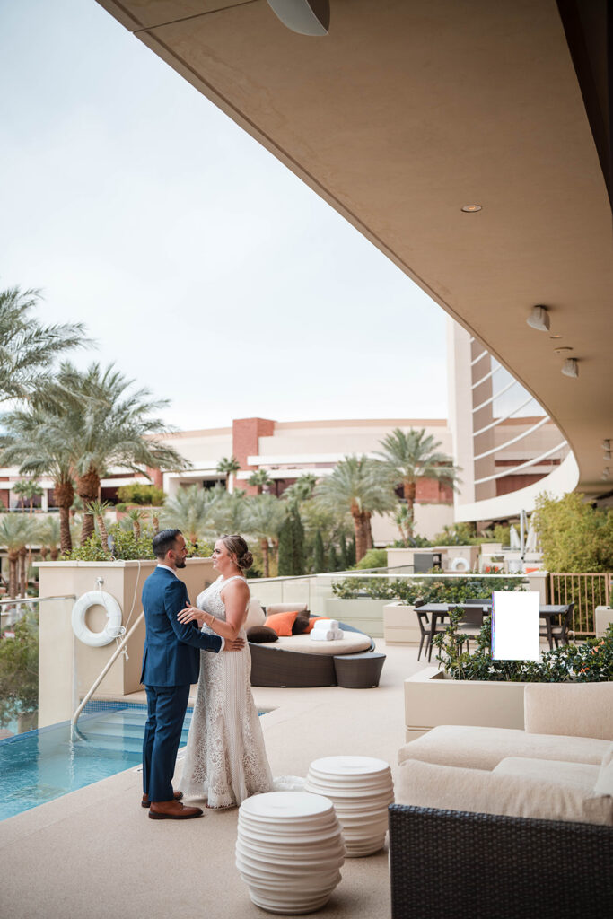 Wedding Timeline Without a Planner: Red Rock Resort Las Vegas First Look