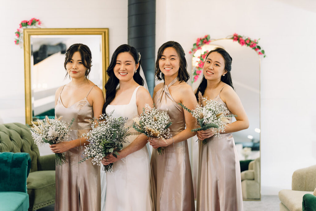 Wedding Timeline Without a Planner: Bride and Bridesmaids 